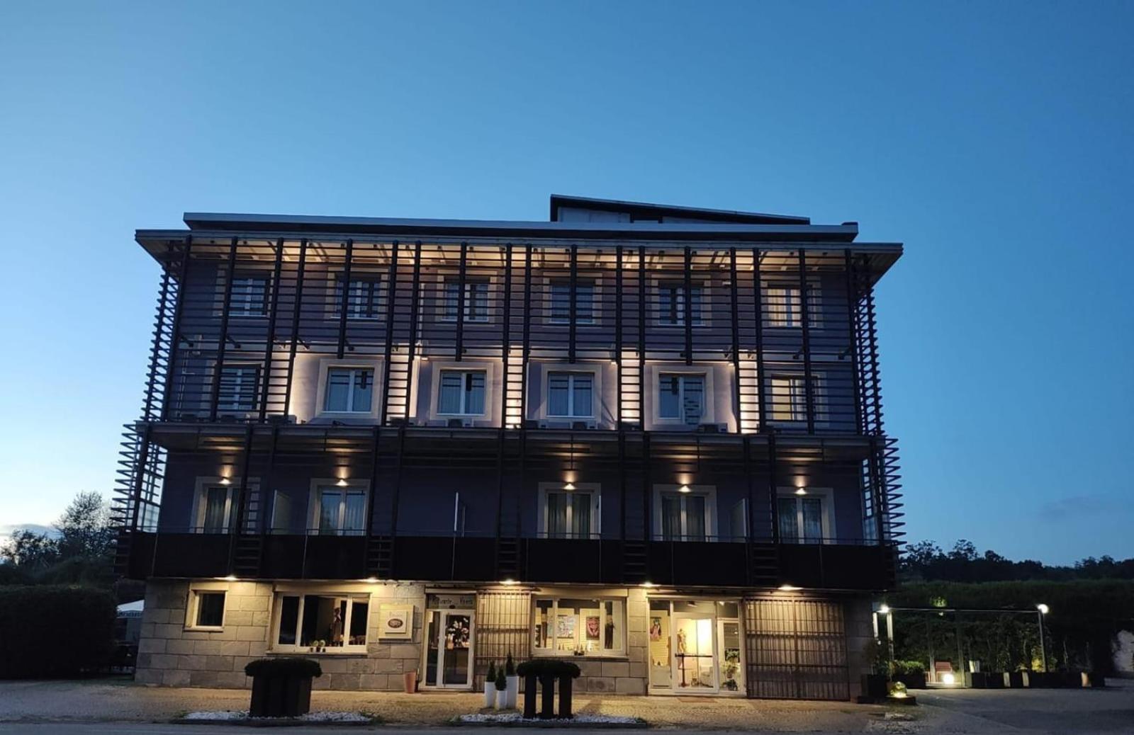 Hotel San Francesco Borgomanero Bagian luar foto